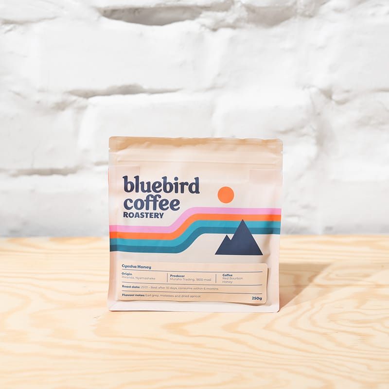 Specialty Coffee Beans aus Ruanda "Cyesha honey" geröstet von Bluebird Coffee Roastery.